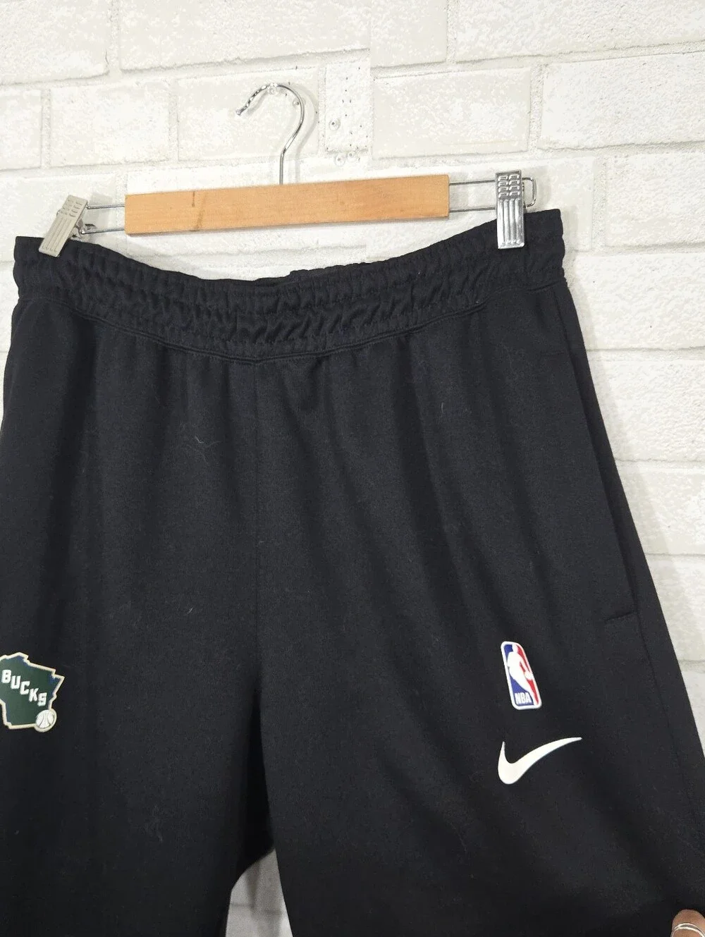 NBA Nike Milwaukee Bucks black sweats